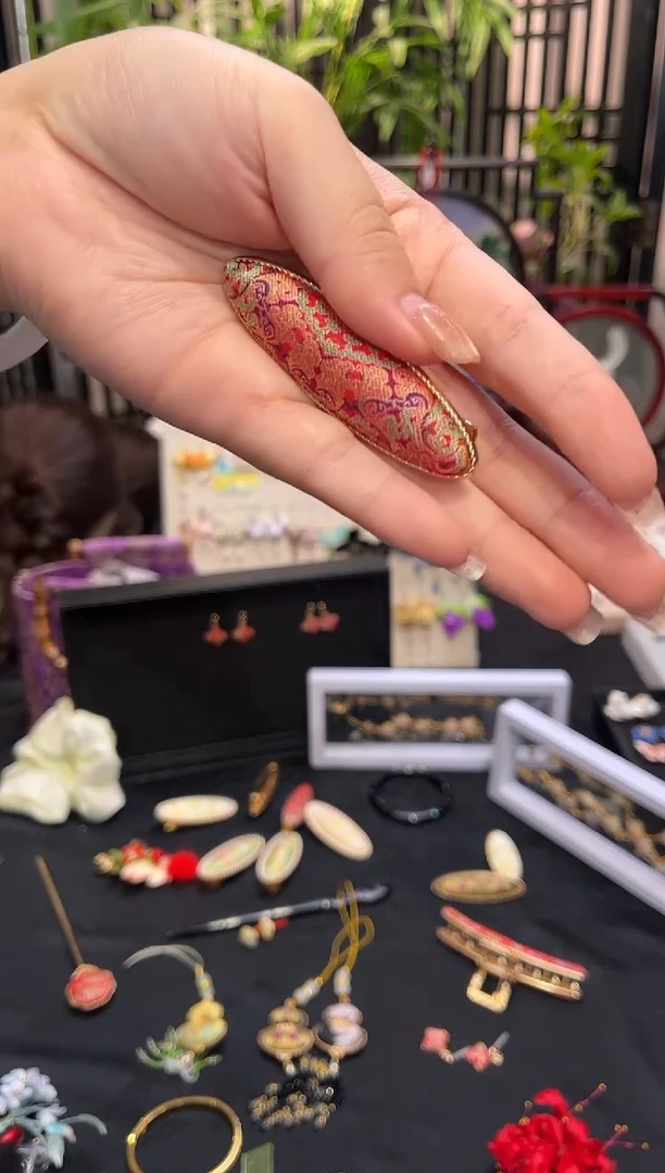 织绣怡***甜非遗苏绣手工饰品