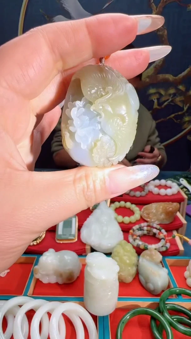 【闪购商品】和田玉吊坠未镶嵌1