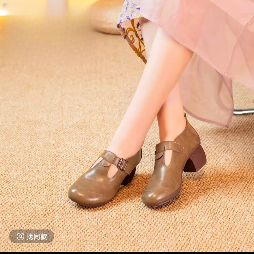 2025女鞋妈妈鞋真皮软底春秋新款单鞋民族风中跟皮鞋女鞋防滑单鞋