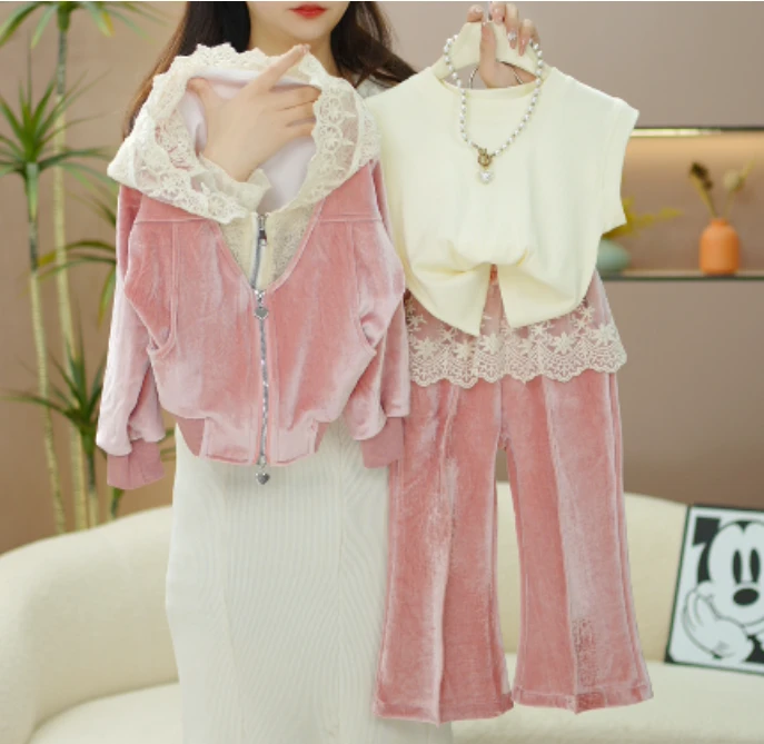 逗小铺【七尚】春款女童洋气酷帅时尚连帽运动休闲春秋两件套A098