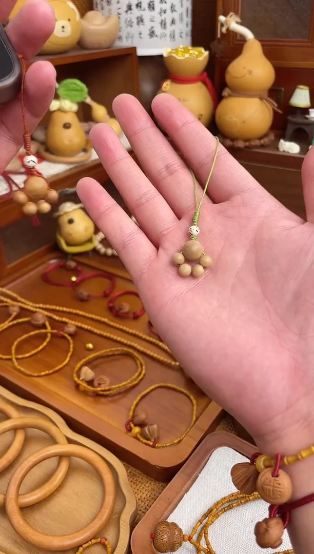 桃木招财猫抓一物一拍