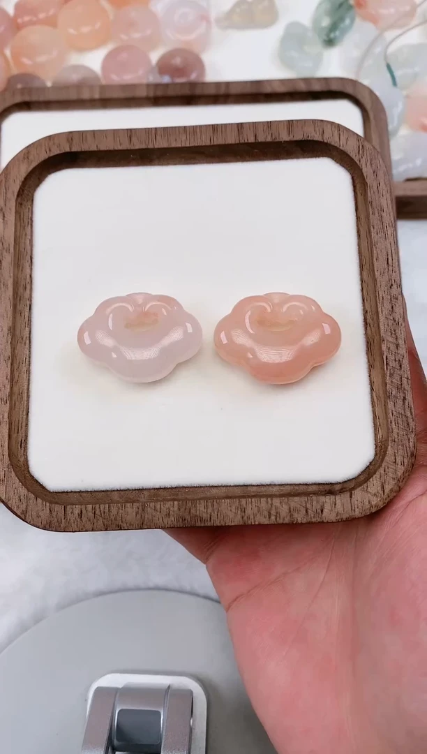 【闪购商品】石英质玉颈饰未镶嵌5