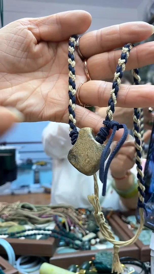 【闪购商品】和田玉吊坠未镶嵌多样性发货其中之一1