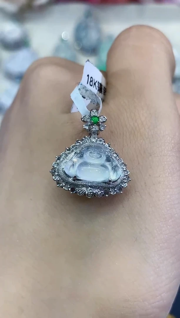 吊坠(不含链)18K金镶嵌翡翠B66