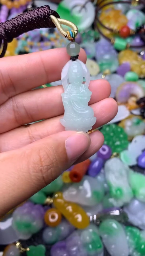 颈饰未镶嵌翡翠缅甸翡翠吊坠