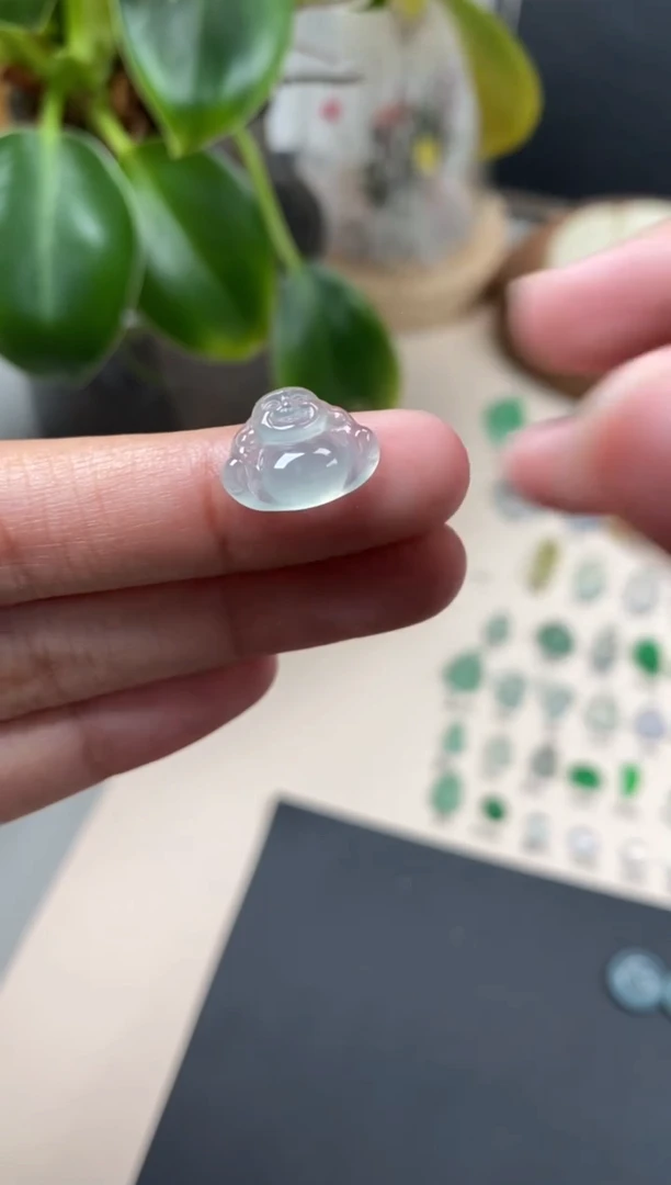 【闪购商品】翡翠颈饰未镶嵌翡翠冰种佛公