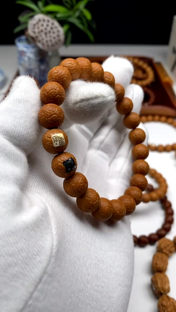 猴头核桃吊坠#黑白标圆珠雅图