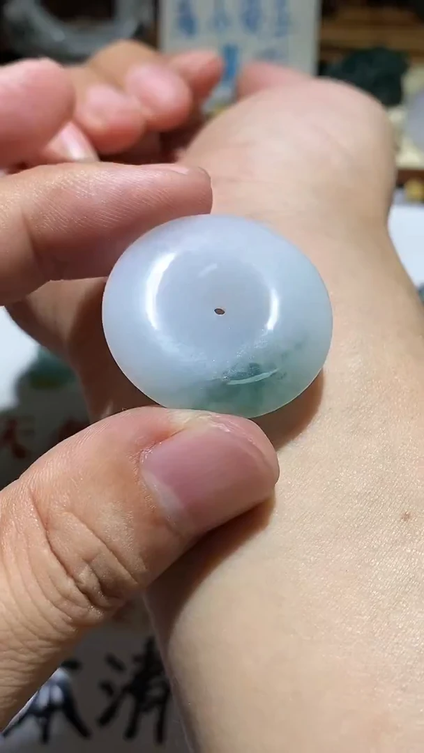 颈饰未镶嵌翡翠1