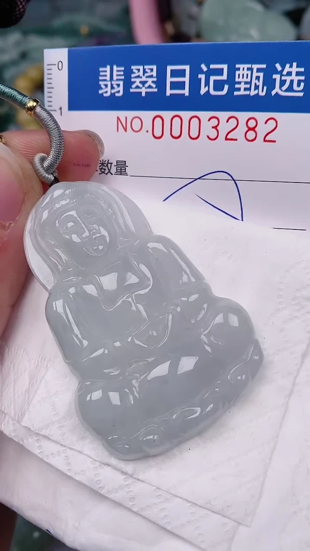 【闪购商品】翡翠颈饰未镶嵌00003282