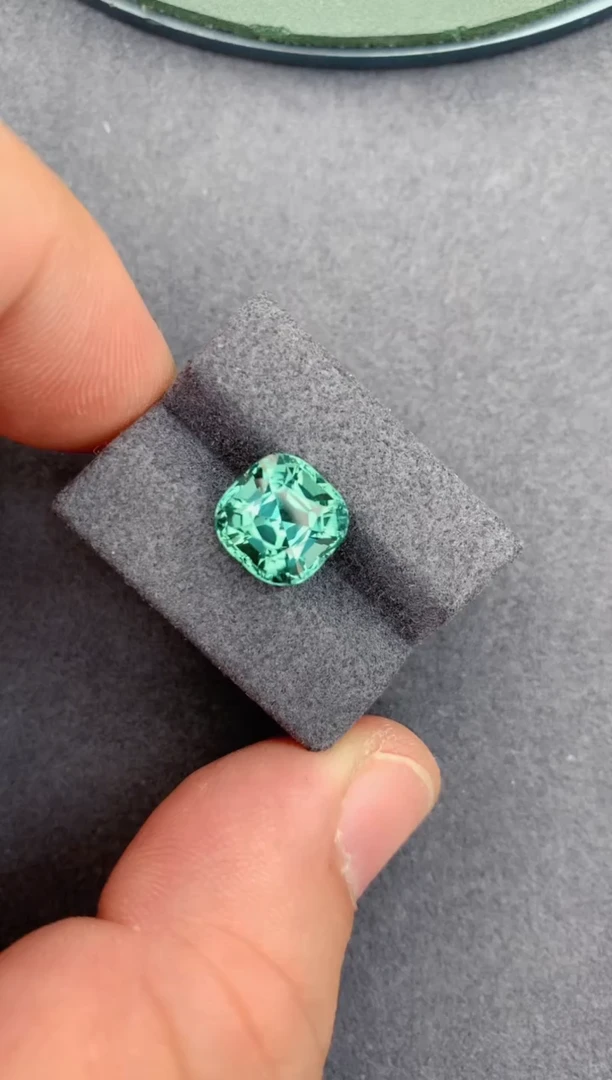 未镶嵌裸石碧玺4.1ct 海墨色碧玺