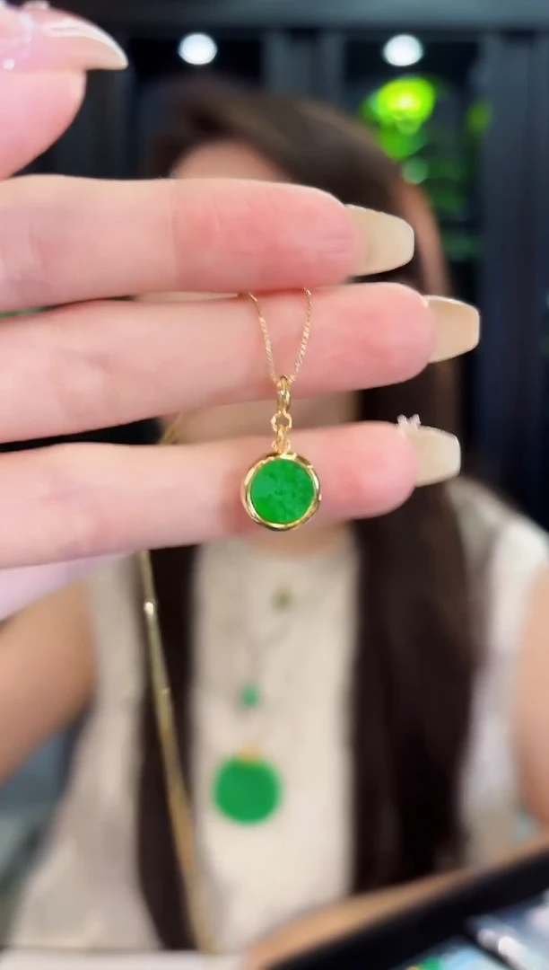 翡翠未镶嵌吊坠(不含链)u缅料A货/多样性发货/一件