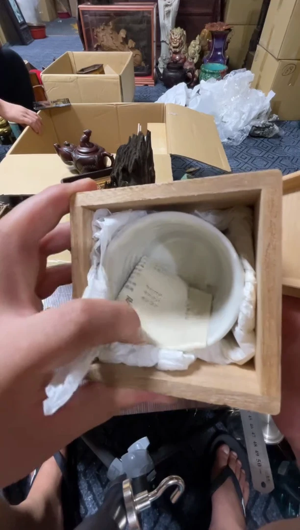 瓷片一****e精品瓷一物一拍定闪