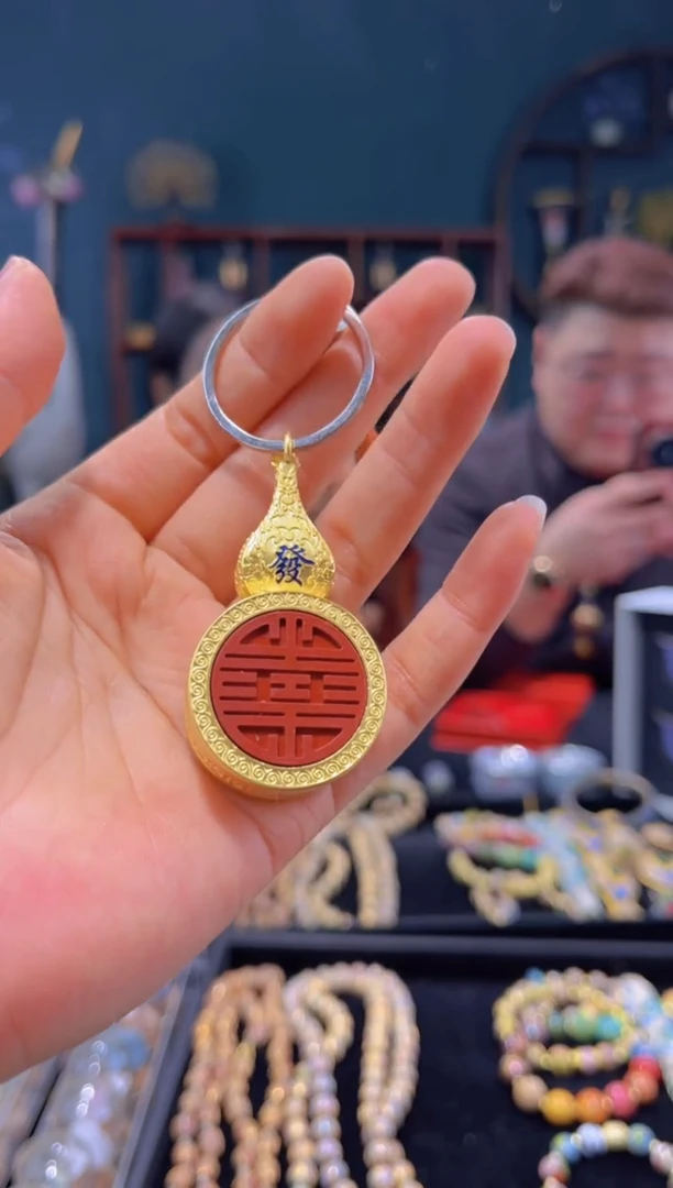 【闪购商品】非遗绝技精品雕漆葫芦表