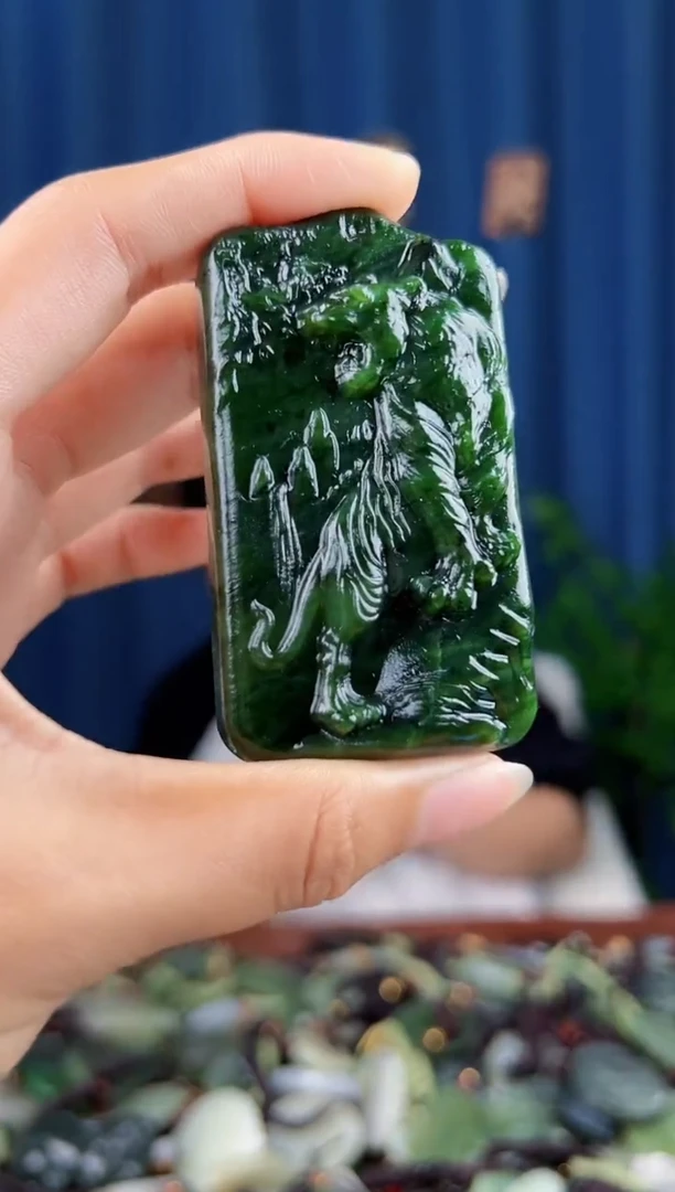 未镶嵌和田玉挂件拍一发一