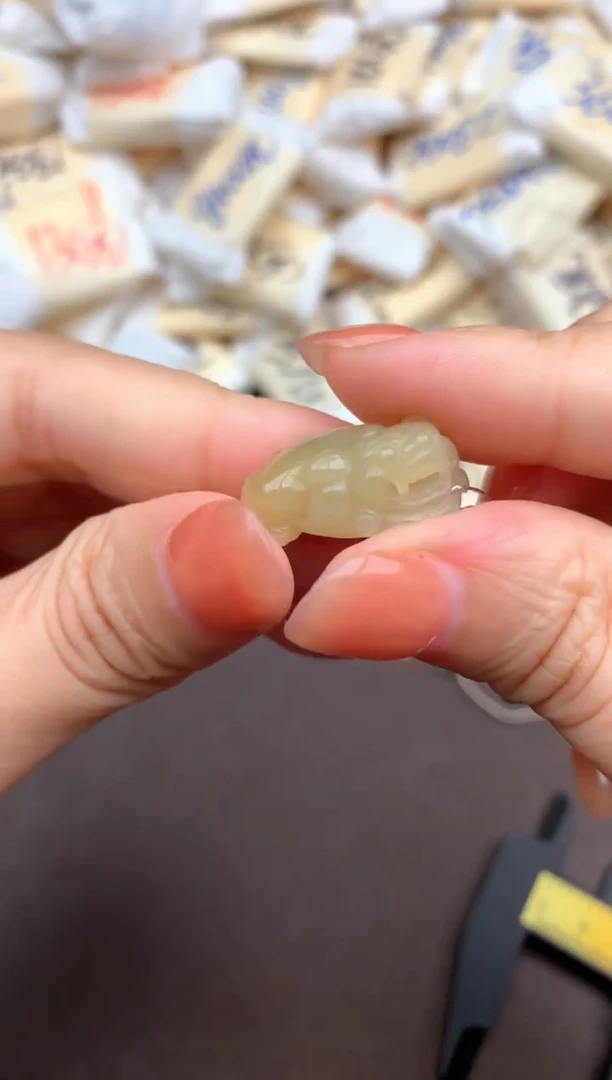 未镶嵌挂件翡翠一