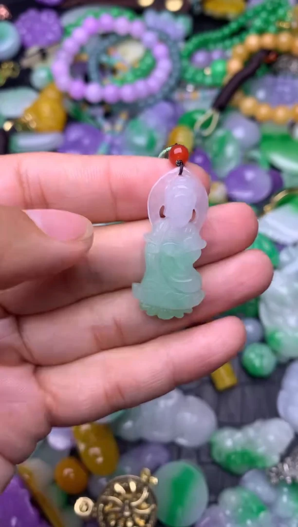颈饰未镶嵌翡翠缅甸翡翠吊坠