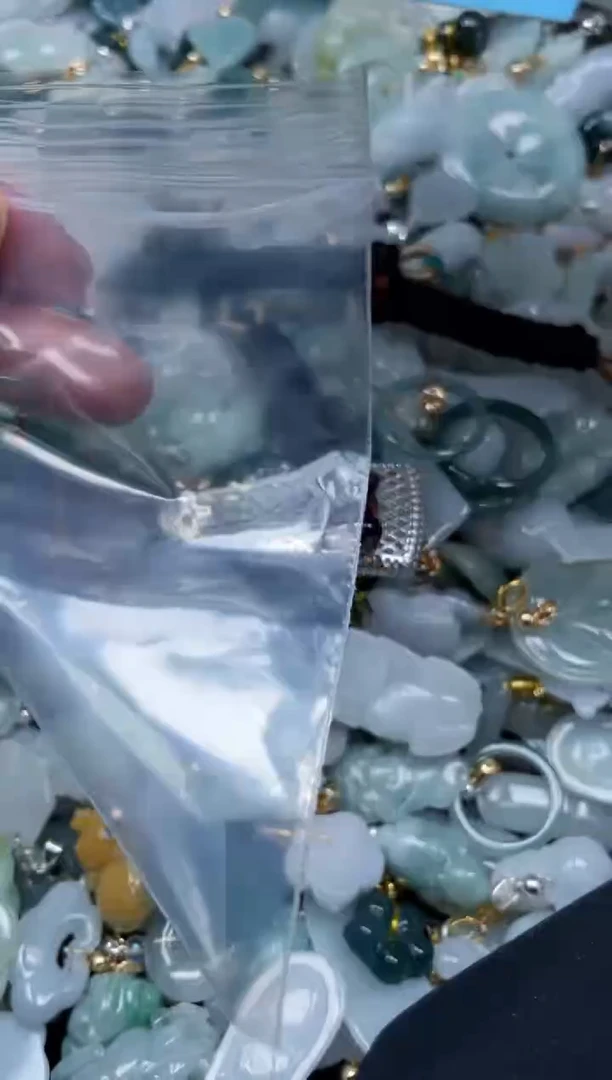 颈饰未镶嵌翡翠3077