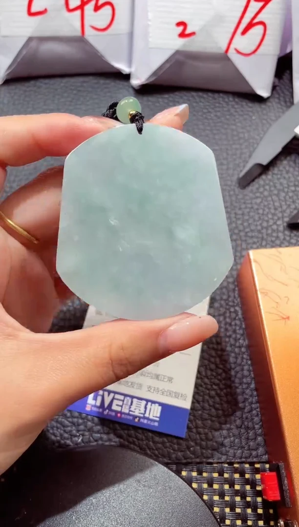 颈饰未镶嵌翡翠10