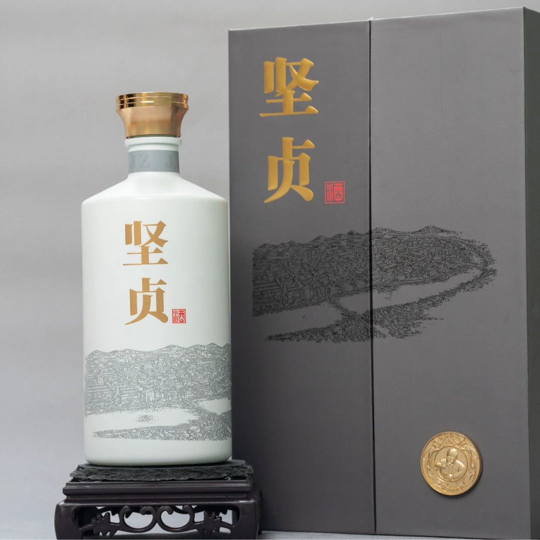 坚贞坚贞白 酱香型白酒 粮食酒  500ml 500