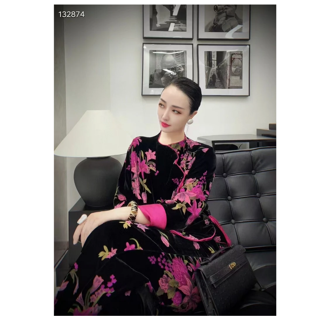 WA58900/GZ2203锦纶丝绒烧花套装女士