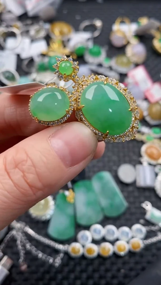 银S925镶嵌戒指翡翠444              3