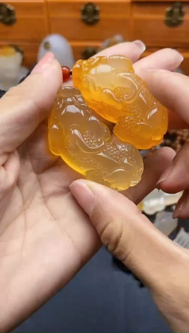 未镶嵌挂件玛瑙/玉髓烟*ll