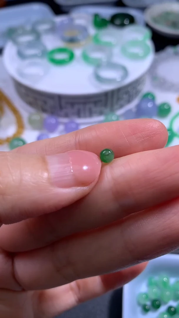 定制翡翠未镶嵌古*7定制翡翠 未镶嵌 古*7