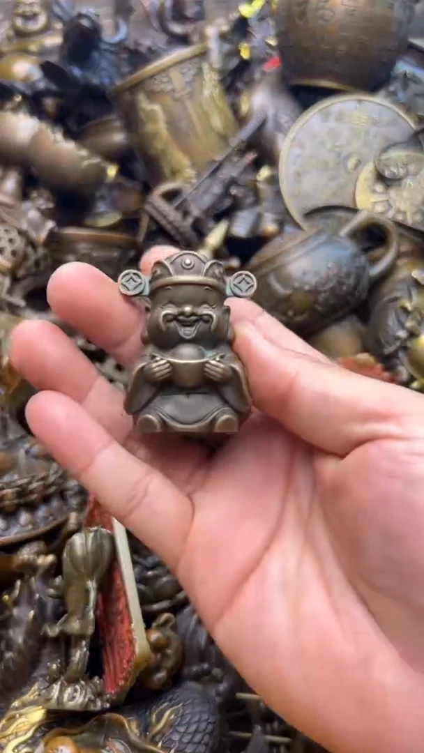 精美铜器，点击下单