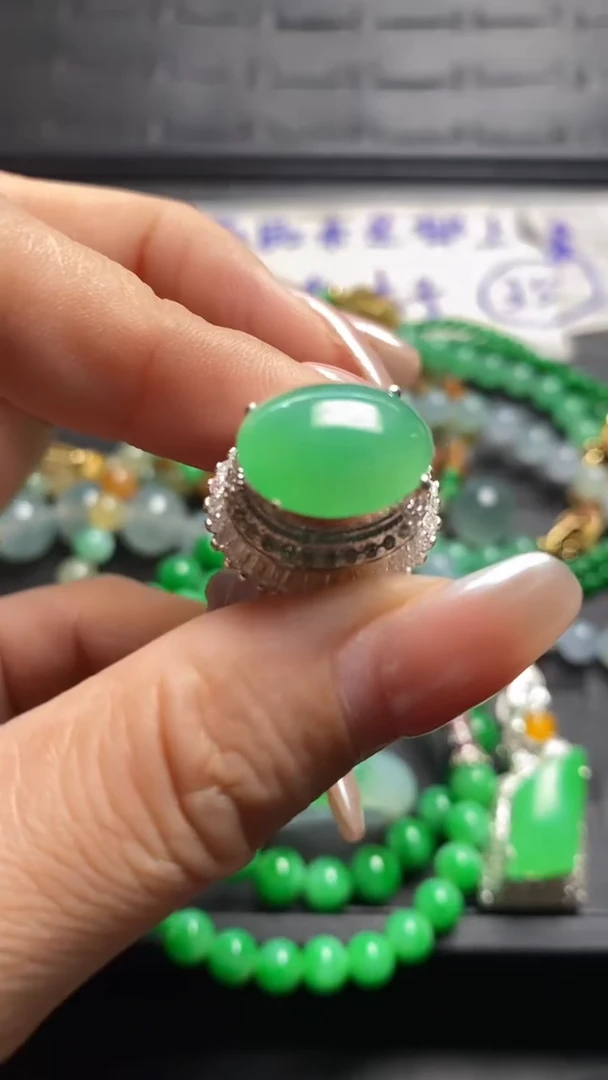 未镶嵌定制翡翠纯天然A货翡翠蛋面珠子
