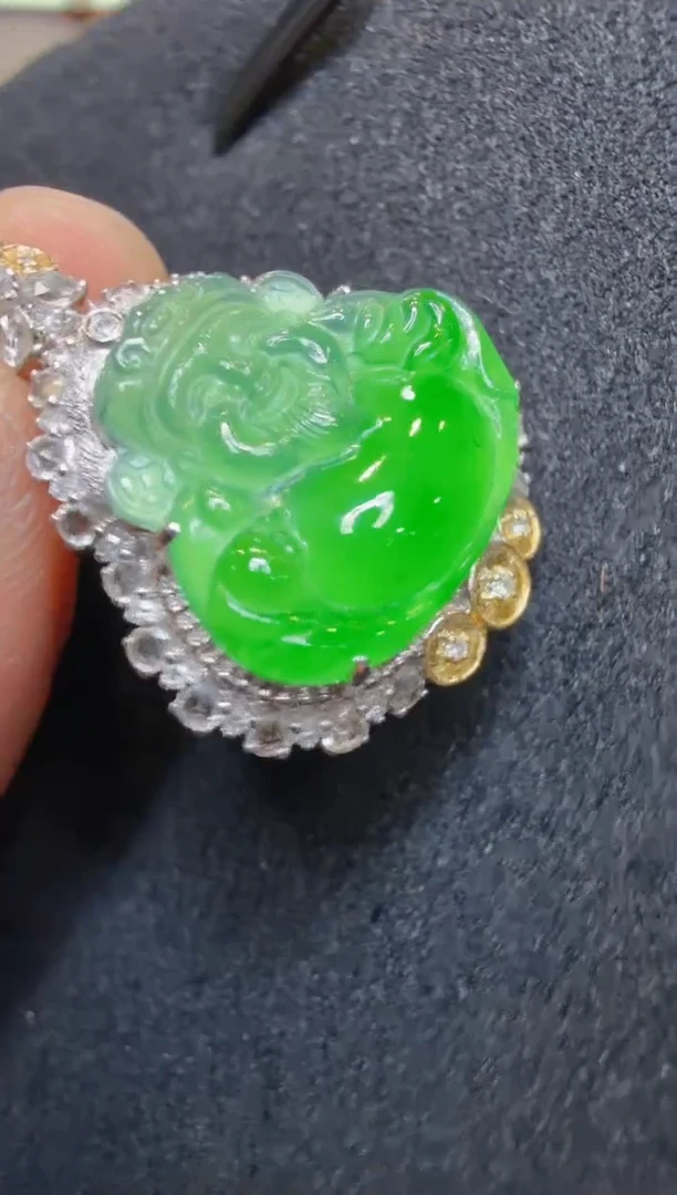 吊坠(不含链)18K金镶嵌翡翠多样性团购发一件