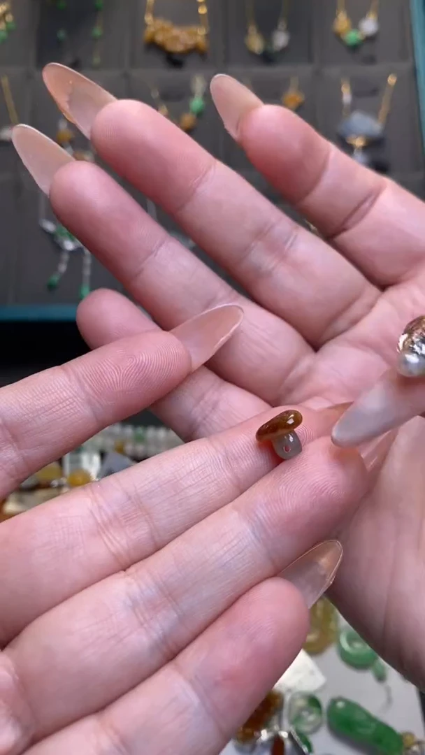 颈饰未镶嵌翡翠净货36876