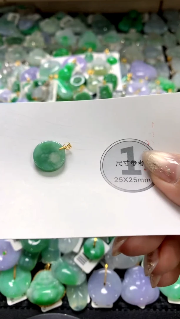 颈饰未镶嵌翡翠1111111111111111