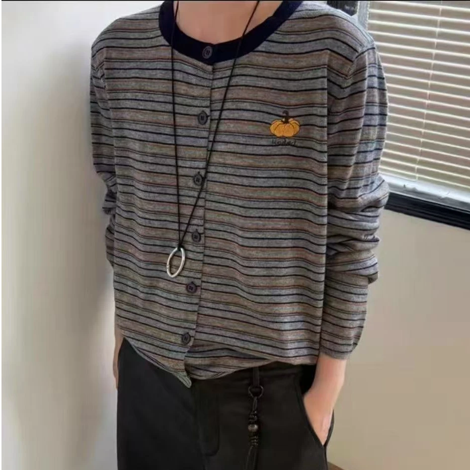 [微胖定制】2025冬季新款韩版软糯条纹刺绣针织开衫5912