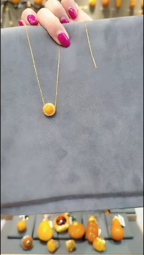 银S925镀金镶嵌蜜蜡吊坠(赠链)﹣C102蜜蜡吊坠