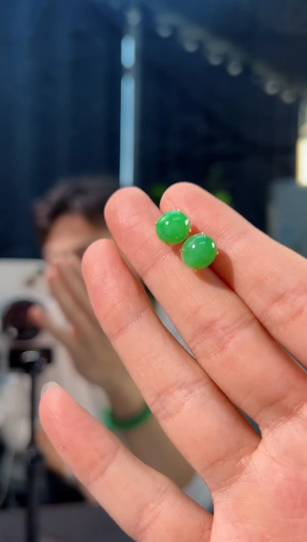 颈饰18K金镶嵌翡翠 缅料A货/支持复检/一件