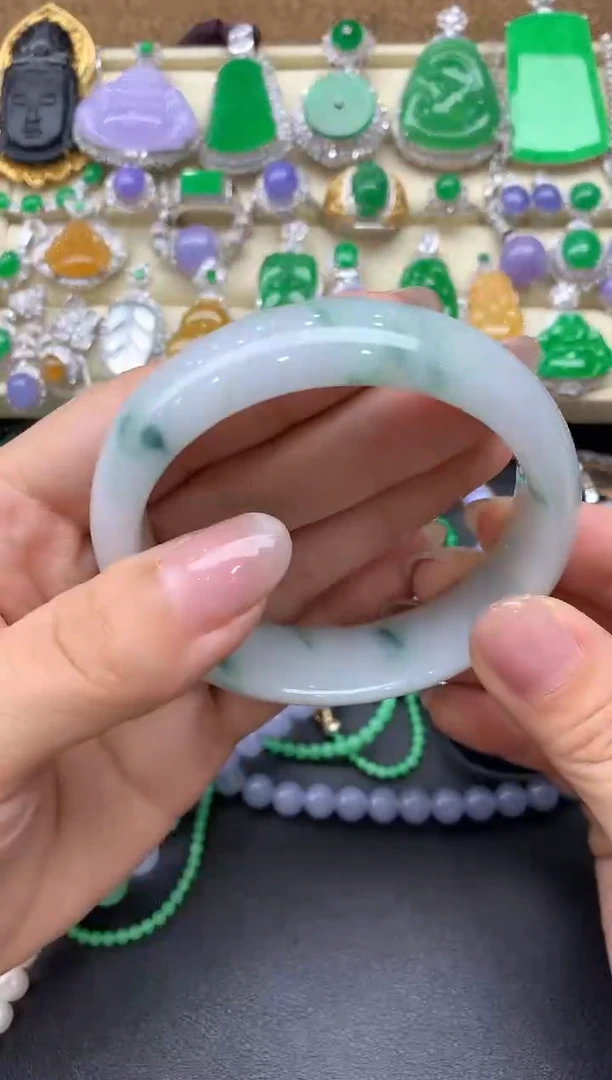 【闪购商品】翡翠手镯未镶嵌335-中国好珍宝