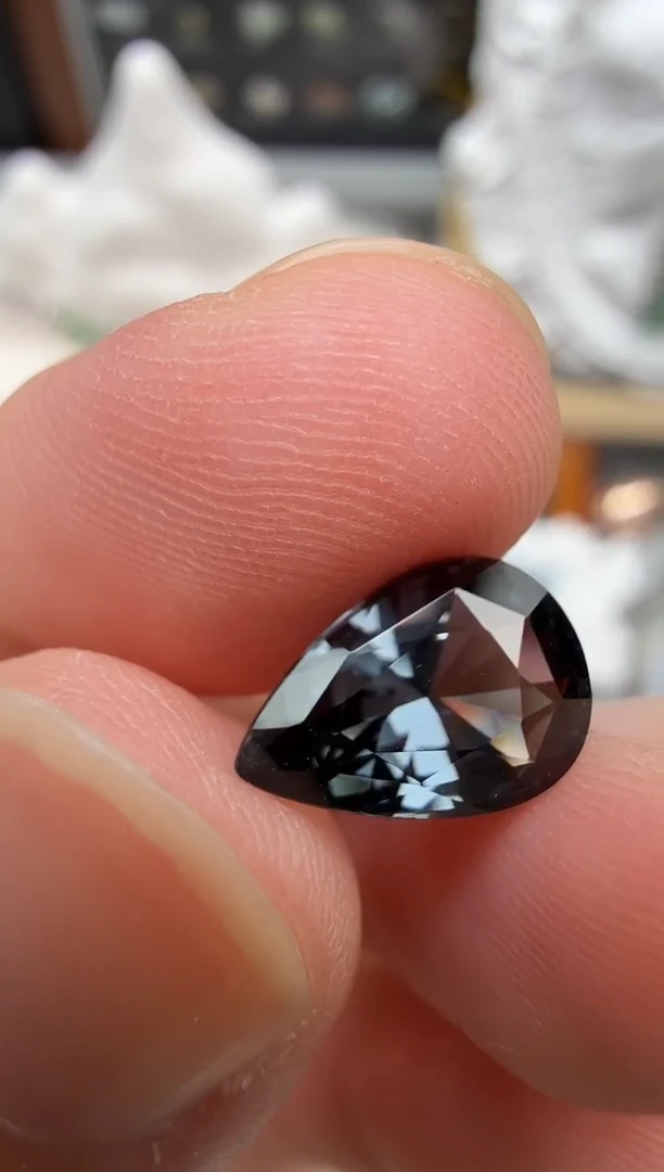 裸石尖晶石黑武士2.3CT-A086-1P