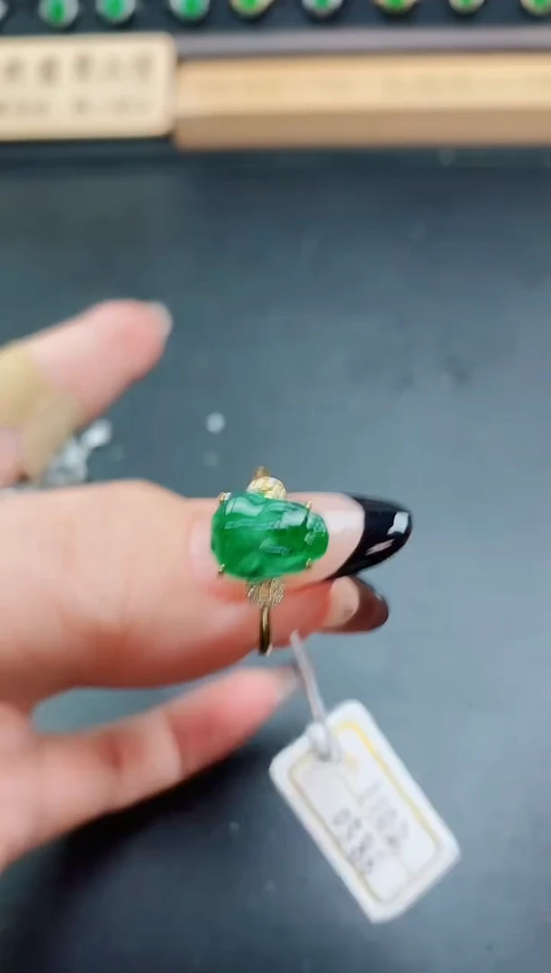 银S925镶嵌戒指翡翠1