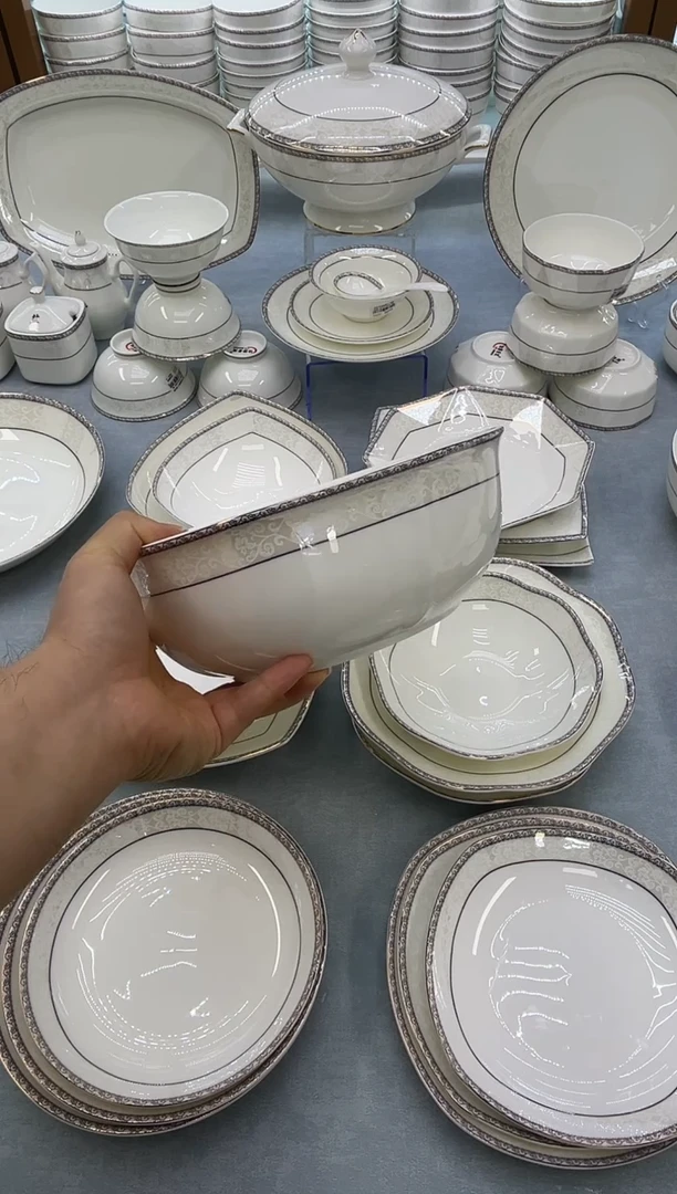 骨瓷玲珑9金鼎一个