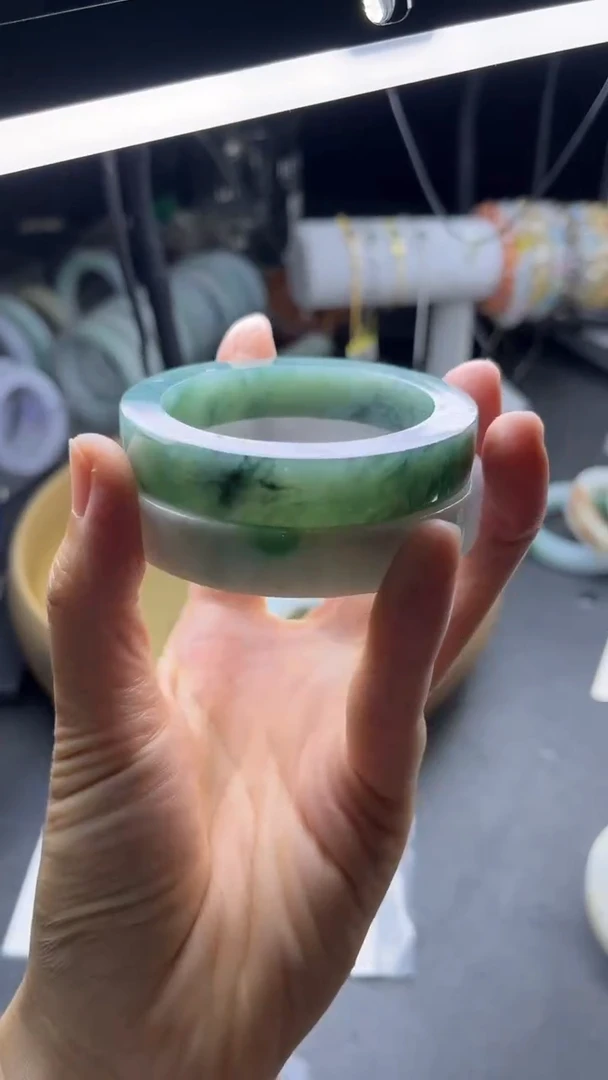 未镶嵌手镯定制翡翠翡翠手镯单样发一件（勿拍）