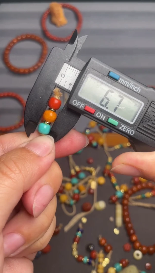 石英质玉多样性发货未镶嵌6红绿灯