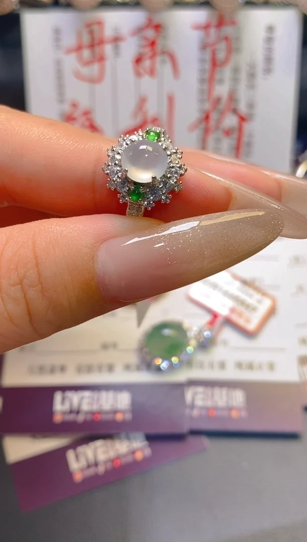 翡翠银S925镶嵌耳饰天然