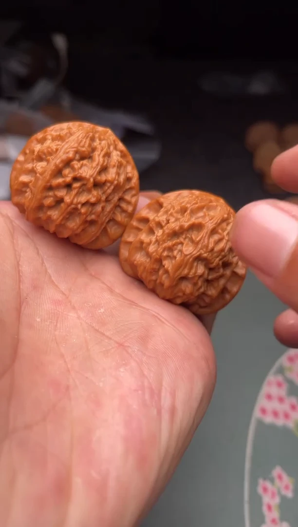 把件文玩核桃a187  白狮子37尺