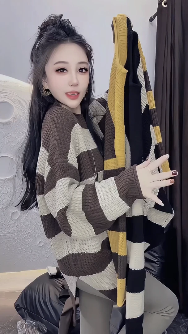 复古条纹风撞色长袖针织毛衣女2025秋冬高级感上衣