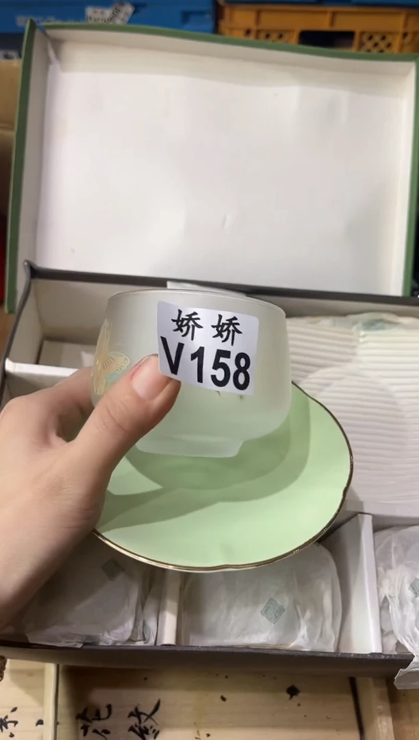 瓷片8****佬+158定向 80后工地佬+