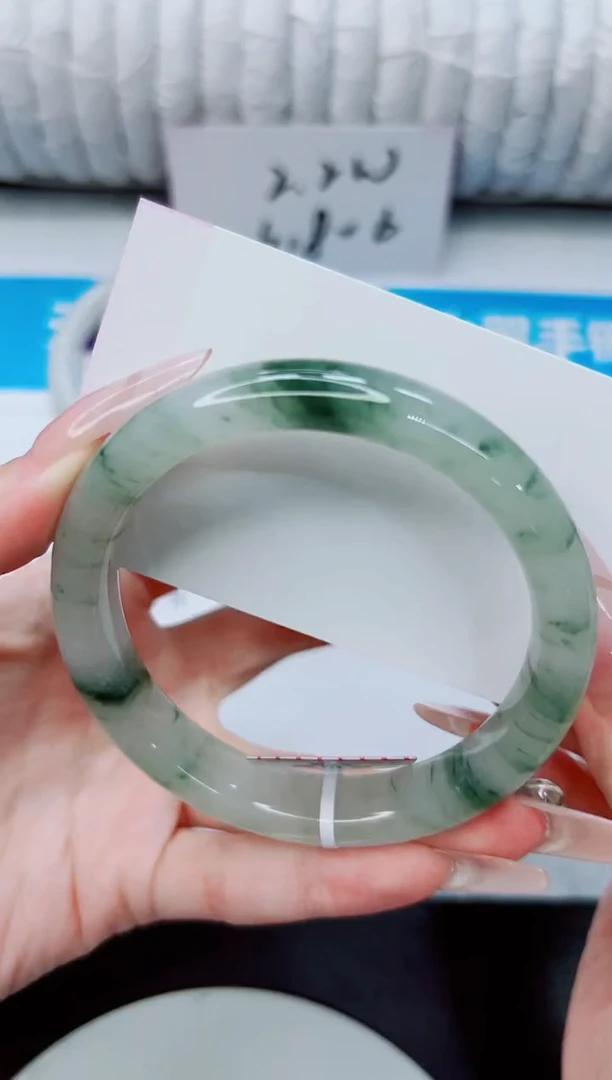 石英质玉手镯未镶嵌328/61