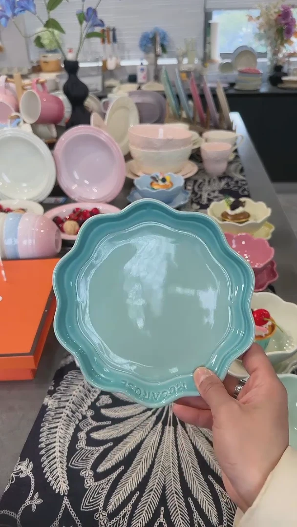 【闪购商品】瓷炻彩花边盘18CM-孔雀青