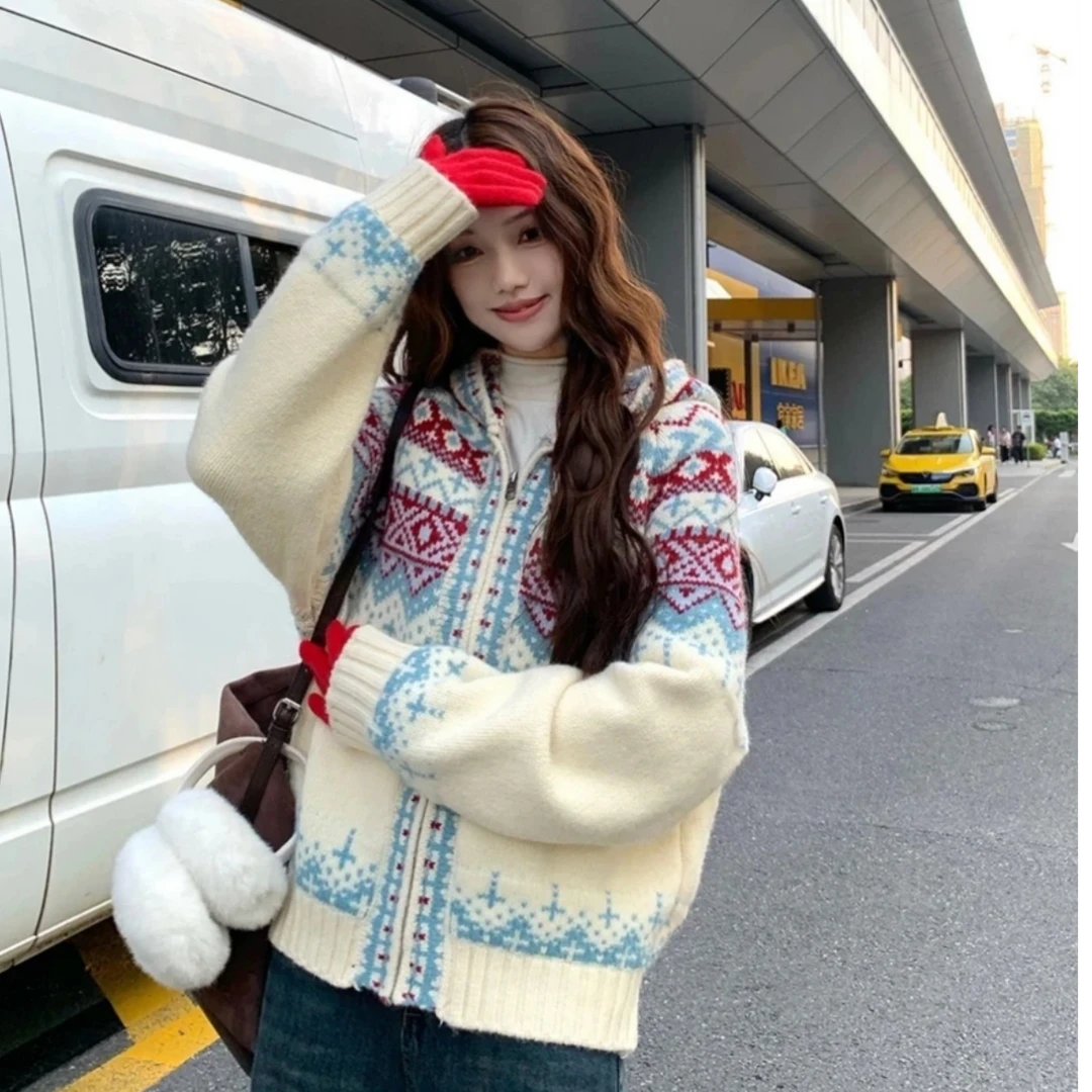 米色费尔岛提花连帽圣诞毛衣外套女2025冬加厚长袖针织衫