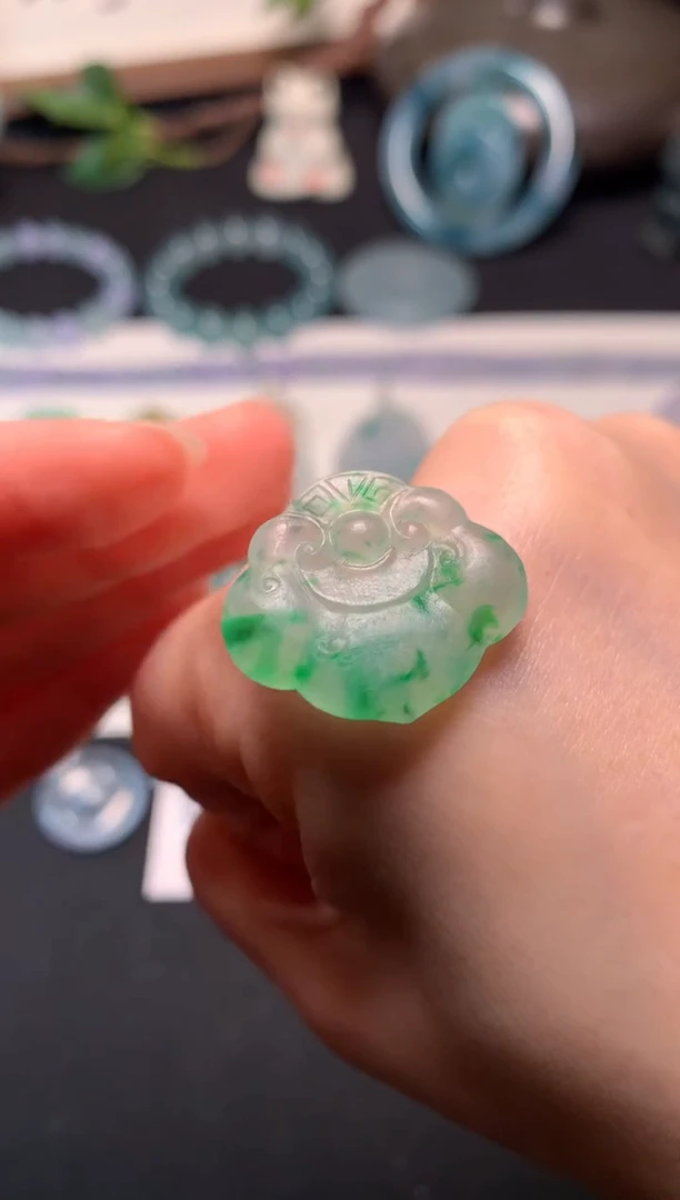 定制翡翠未镶嵌0046752646