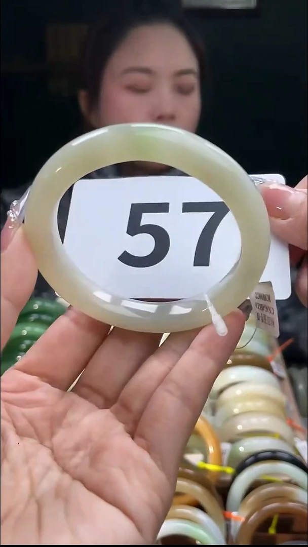 定制和田玉和田玉手镯